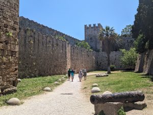 rhodes old town walls